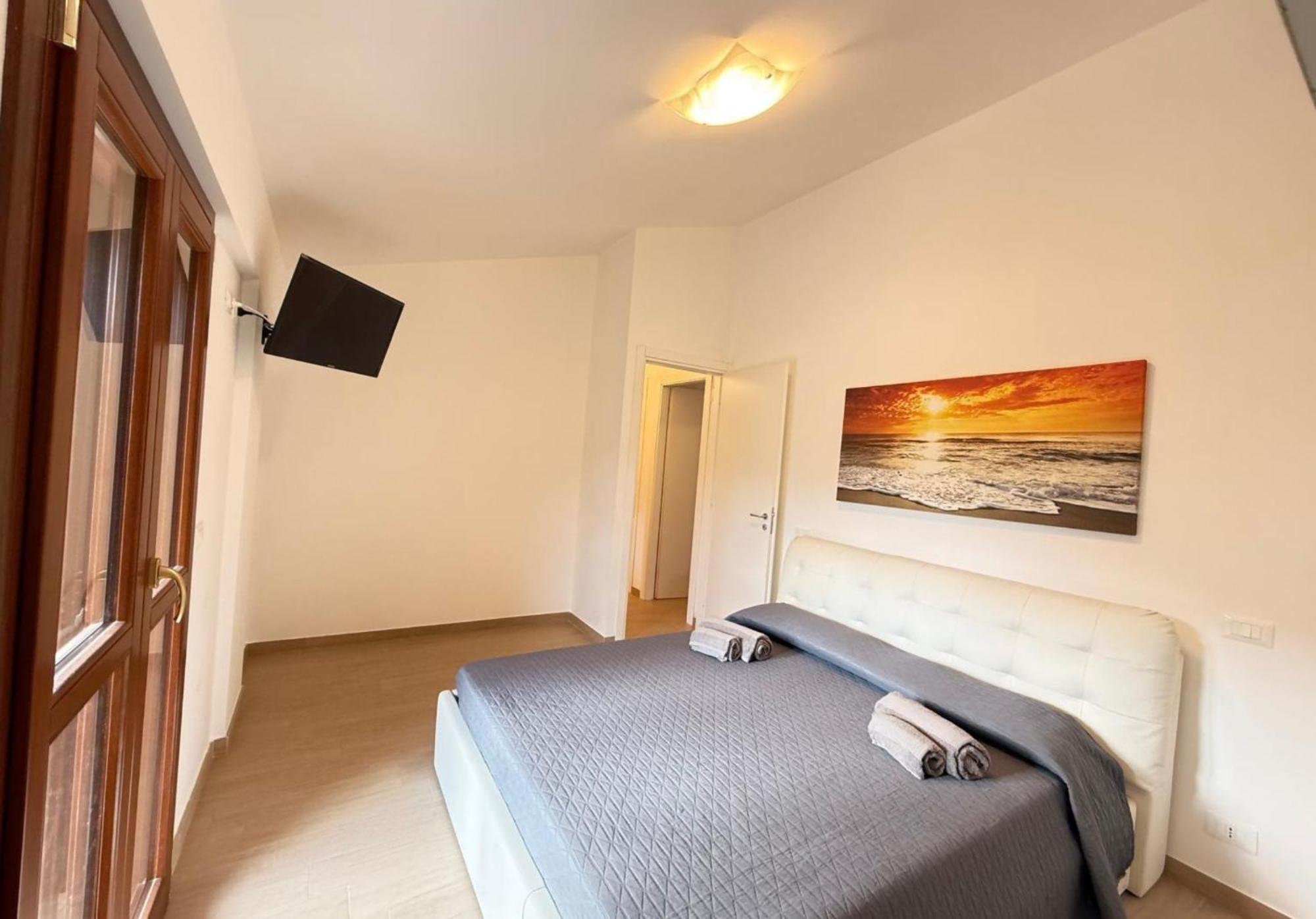 Semplice Bnb Bonagia Valderice Bagian luar foto