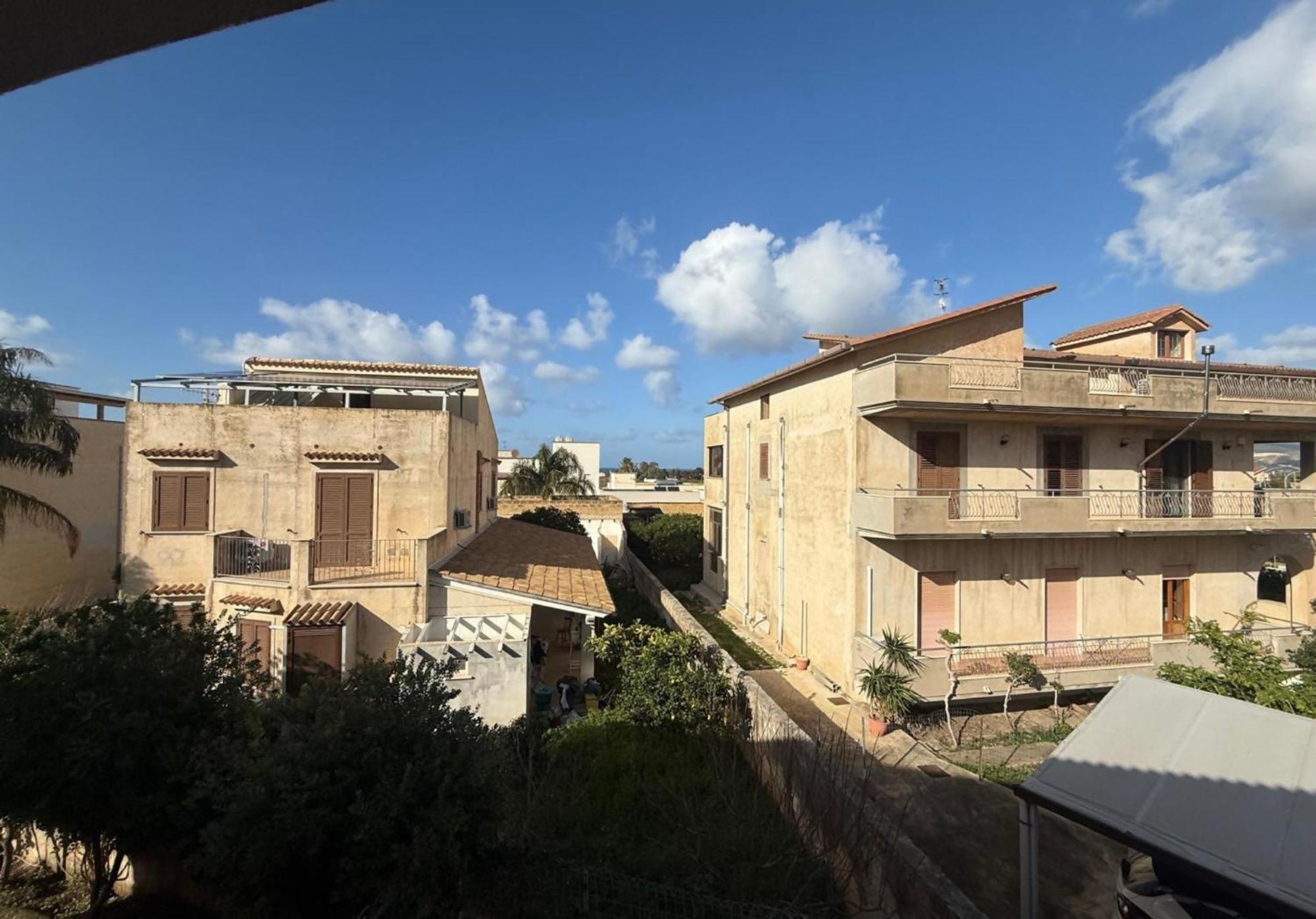 Semplice Bnb Bonagia Valderice Ruang foto