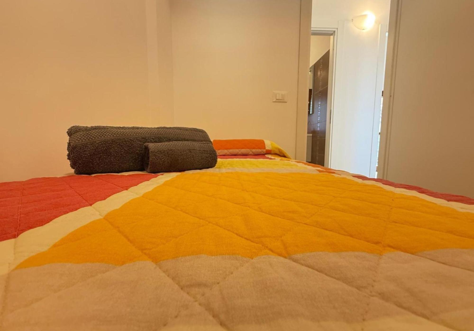 Semplice Bnb Bonagia Valderice Bagian luar foto