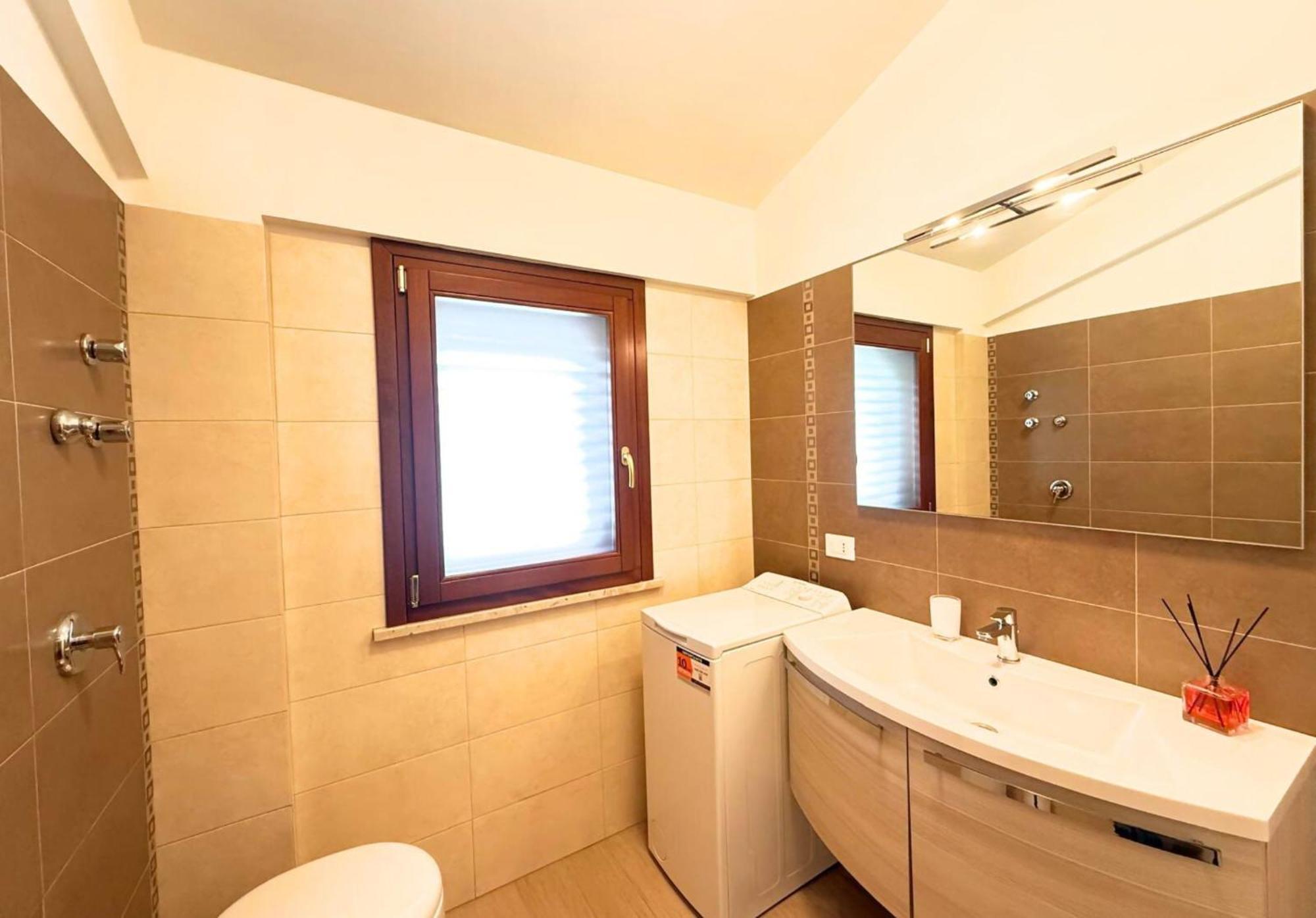 Semplice Bnb Bonagia Valderice Ruang foto