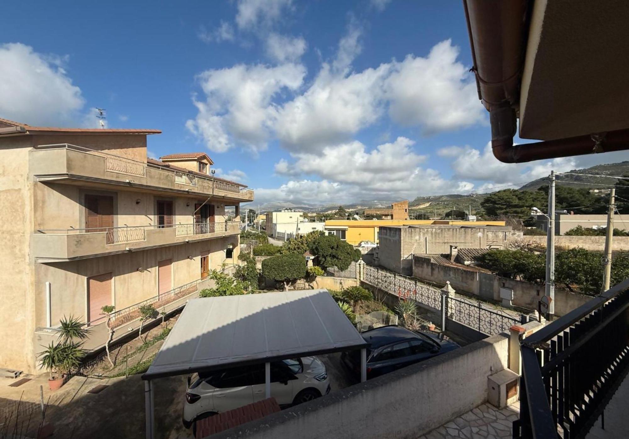 Semplice Bnb Bonagia Valderice Bagian luar foto